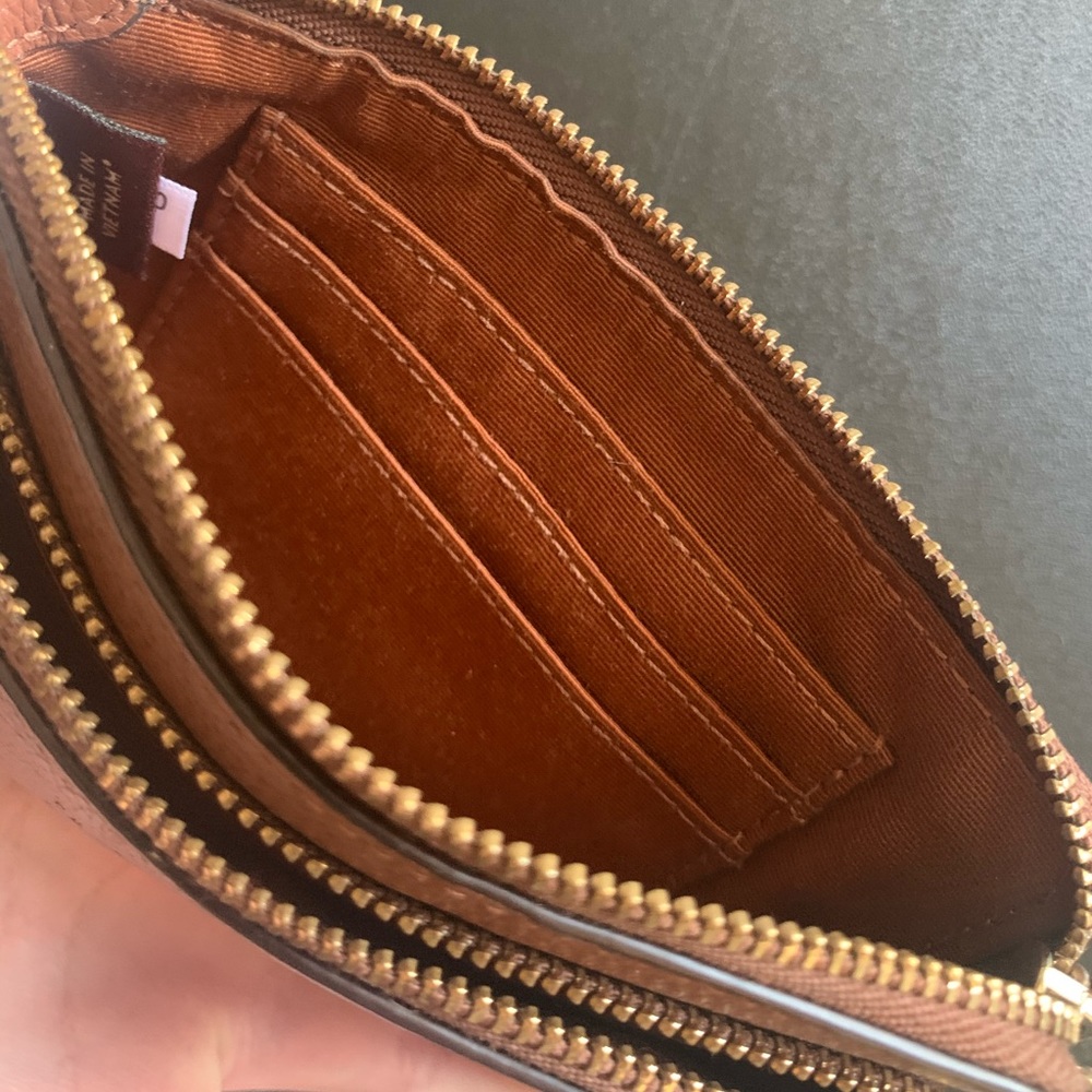 COACH double zipper wristlet - Picture 3 of 3